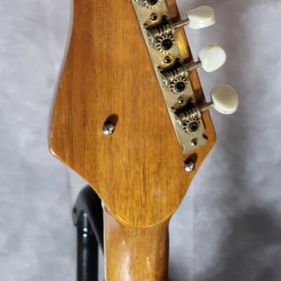 Rare 1960s Japanese Vintage Electric Guitar – Original Condition & Ready to Play! image 7