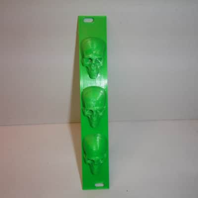 Synthportal green 3d skull panel Mint+ 2025 - green image 1