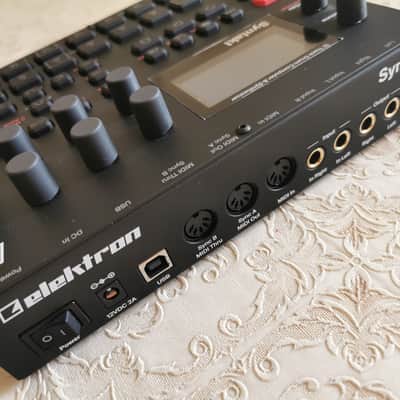 Elektron Syntakt 12 Track Drum Computer & Synthesizer 2022- Present - Black image 8