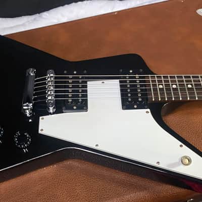 2010 Gibson USA Explorer - Ebony Finish - Authorized Dealer - Only 8lbs - Original Gibson USA Hardshell Case image 3