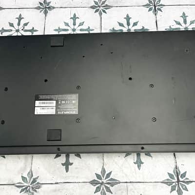 Native Instruments Komplete Kontrol S61 Mk2 • DAMAGED image 12