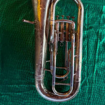 Yamaha YEP-321 4 Valve Euphonium - Lacquer image 10