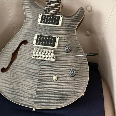 PRS CE 24 Semi-Hollow 2021 - Present - Faded Gray Black image 2