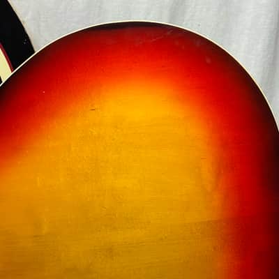 Fender Coronado I 1 Semi-Hollowbody Guitar with Case - Sunburst image 10