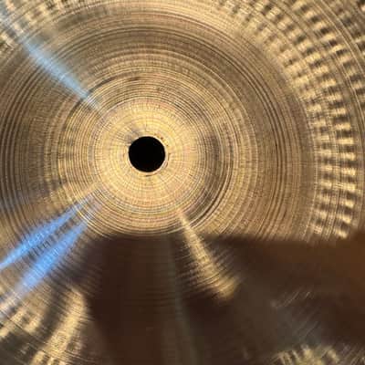 Zildjian 18" A Series Medium Thin Crash Cymbal 2013 - Present - Traditional image 6