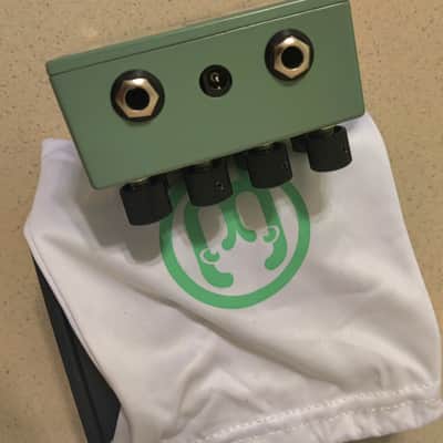 NEW Walrus Audio Lore Reverse Soundscape Generator 2022 - Present - Muted Green / Dark Green Fairy image 8