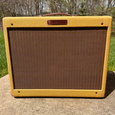 Fender '57 Custom Deluxe 2-Channel 12-Watt 1x12" Guitar Combo 2016 - Present - Lacquered Tweed image 1
