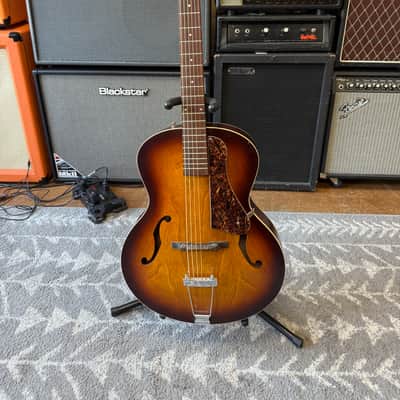 Godin 5th Avenue Acoustic Archtop 2010s - Cognac Burst image 1