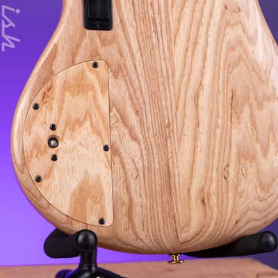 Ibanez Custom Shop Visions SR 5-String Bass Natural Bastogne Walnut image 12