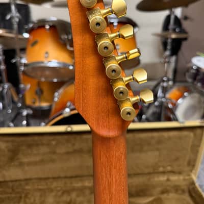 Carvin AE-185 Cherry Sunburst 1995 - Cherry Sunburst on Flamed Maple image 6