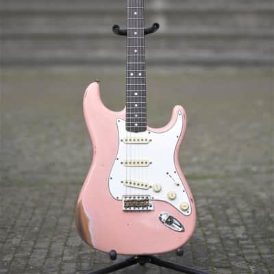 Fender Custom Shop Limited Edition Late 1964 Stratocaster, Relic - Aged Shell Pink image 3