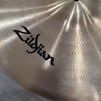 Zildjian 19" A Series Medium Thin Crash Cymbal image 5