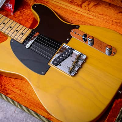 FENDER USA American 52' Vintage Reissue Telecaster "Butterscotch Blonde + Maple" (2003) image 2