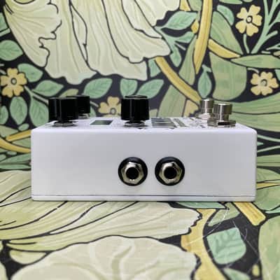 Alexander Luminous Phaseshifter image 6