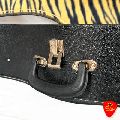 Vintage Tiger Print Plush Hardshell Case for Acoustic ¾-sized Parlor Guitar image 10