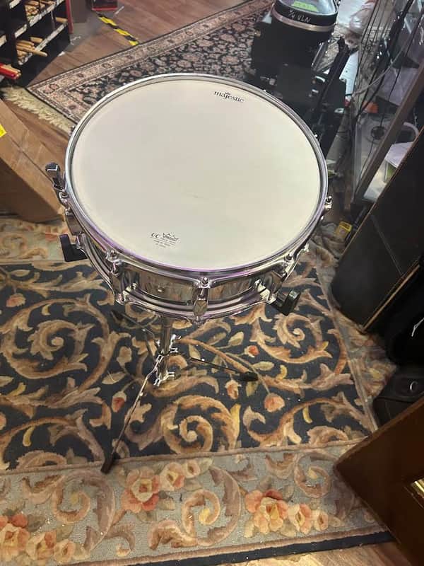Majestic 14" x 5" Snare With Stand - Chrome image 1
