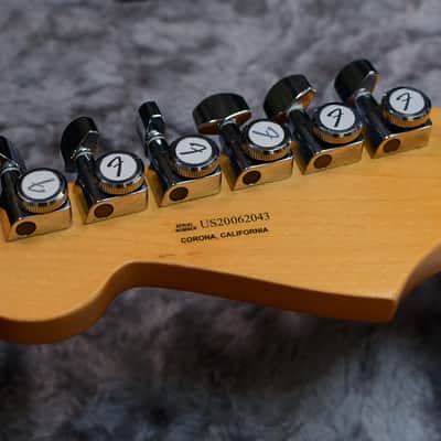 Fender American Ultra Stratocaster HSS with Rosewood Fretboard 2019 - 2025 - Cobra Blue image 9