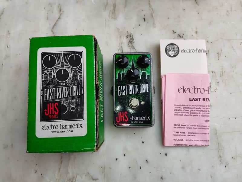 JHS Electro-Harmonix East River Drive with 