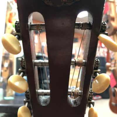 Weymann Keystone G28 Parlor Guitar with Hardcase image 4
