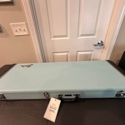 Fender Noventa Stratocaster 2021 - 2023 Daphne Blue image 4
