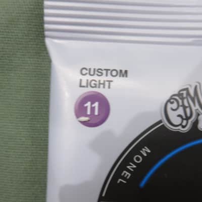 Martin & Co MM11 Retro Custom Light .011-.052 Nickel Acoustic Strings image 3