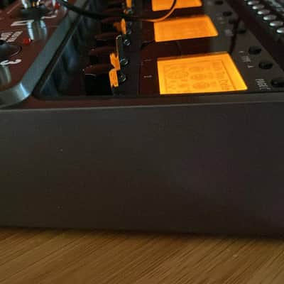 Zoom G3 compact multi-effects guitar processor / amp simulator image 5