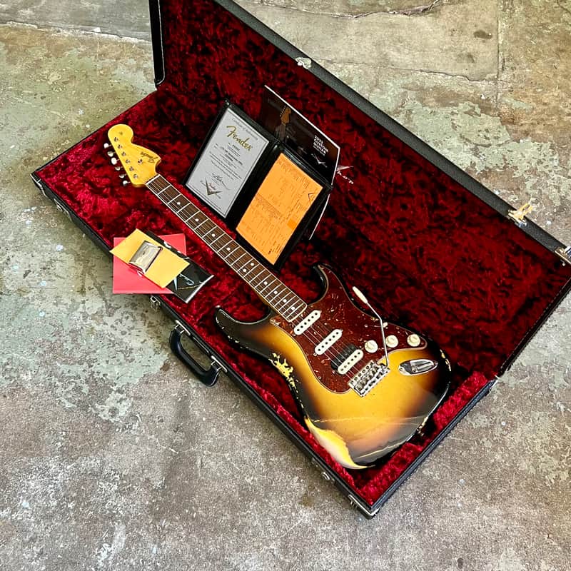 Fender LTD 1967 Stratocaster HSS Heavy Relic HREL Custom Shop strat 2022 - Sunburst image 1