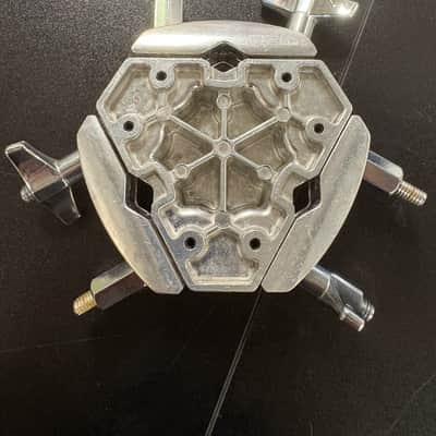 Pearl AX-38 Triple Clamp (Used) image 2