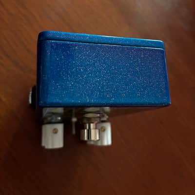 Malekko Unity Wolftone Fuzz with Box image 7