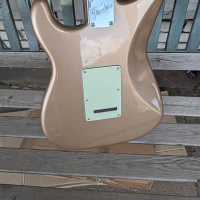 Fender American Professional Classic Stratocaster - Faded Firemist Gold image 8