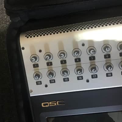 QSC TouchMix-30 Pro Mixer image 8