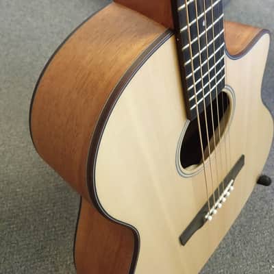 Mint Demo Larrivee Simple 6 LV Acoustic Guitar w/ Rosewood Binding - Natural with Hardshell Case image 8