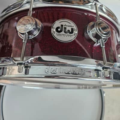 DW Collector’s Series 6-Piece Drum Set w/ Matching Snare & 6 Padded Bags – Ruby Red Glass Glitter with soft cases. image 7
