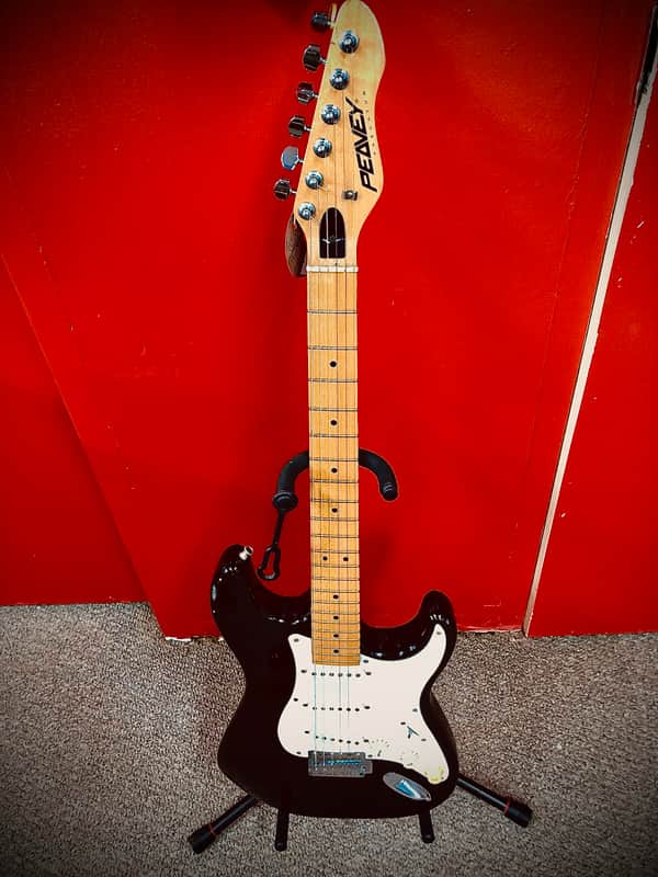Peavey Predator (USA) - Gloss Black image 1