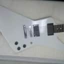 Gibson Explorer '84 Re-issue - Guitar of the Week 47 - 2008 White-MINT