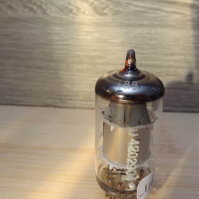 Rare NOS 1972 TELEFUNKEN ef86 silver MEDICAL grade SUPER STRONG tube preamp limiter tube mic U67 image 3