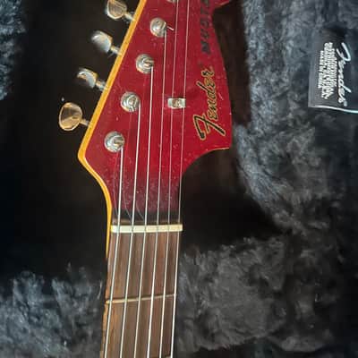 Fender Mustang MIJ 1969 2010-2011 - Candy Apple Red image 4