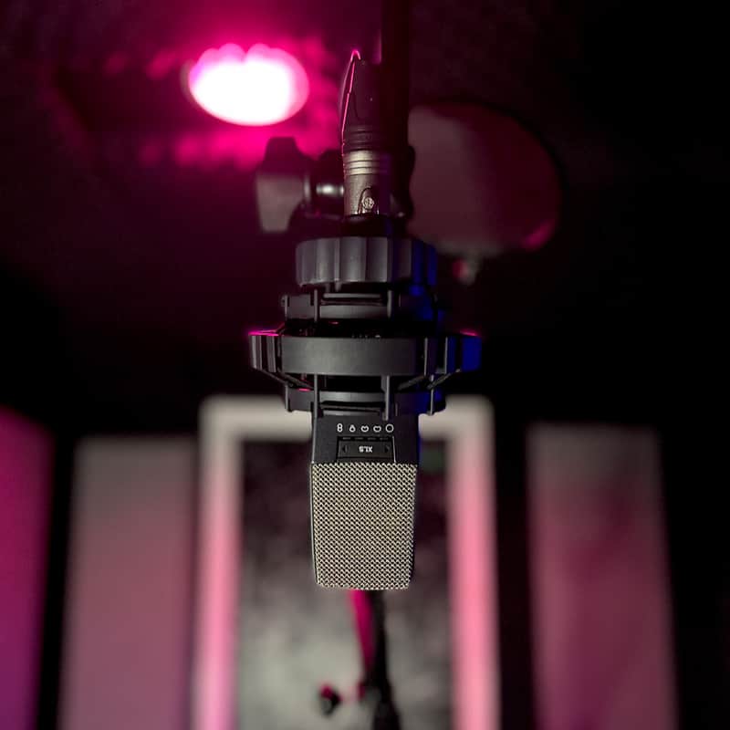 AKG C414 XLS Large Diaphragm Multipattern Condenser Microphone