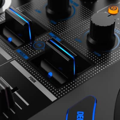 Reloop Mixon 8 Pro 4-channel DJ Controller image 7