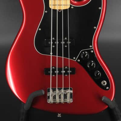 Fender 2011 American Special Jazz Bass - Candy Apple Red image 1