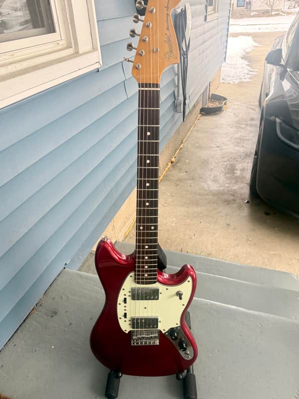 Fender Pawn Shop Mustang Special 2012 - 2013 - Candy Apple Red