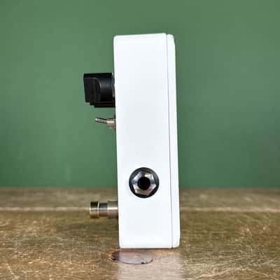 JHS 3 Series Delay 2020 - Present - White image 5
