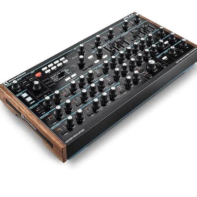 Novation Peak - Brand New