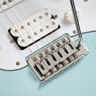 Cort G200SKB G Series 200 Double Cutaway Electric Guitar. Sky Blue image 11