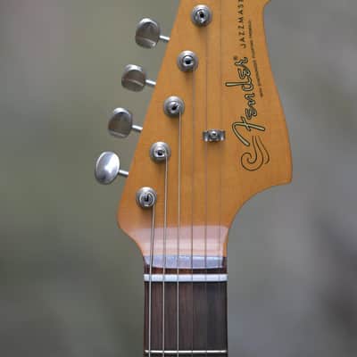 Fender Limited Edition Vintera II Road Worn 50s Jazzmaster- 3-Color Sunburst(3) image 13