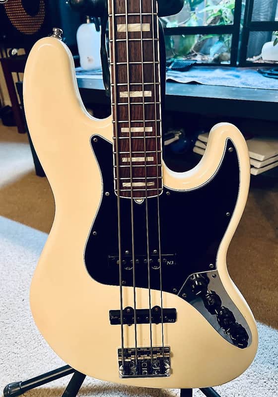 Fender American Deluxe Jazz Bass PREAMP 2013 | Reverb