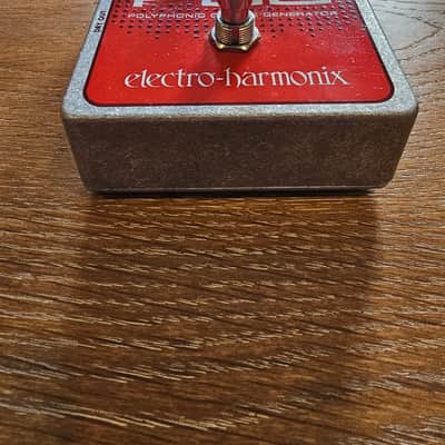 Electro-Harmonix Micro POG Guitar Effect Pedal with Box and Papers image 3