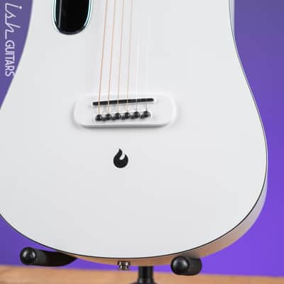 Lava Music Blue Lava Touch Smart Acoustic Guitar Sail White w/ Lite Bag Demo image 4