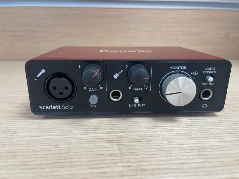 Focusrite Scarlett Solo 2nd Gen USB Audio Interface 2016 - 2018 - Red / Black image 1