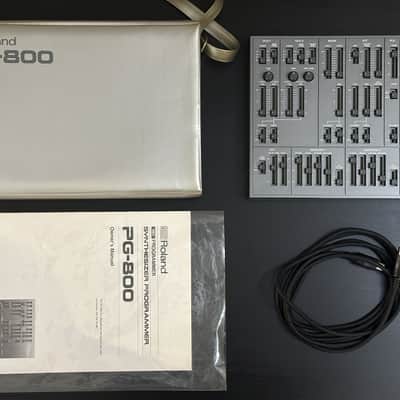 Roland PG-800 Synthesizer Programmer | Reverb Canada